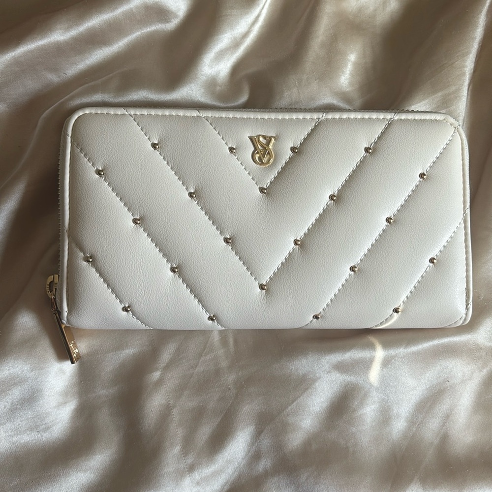 Victorias Secret Wallet